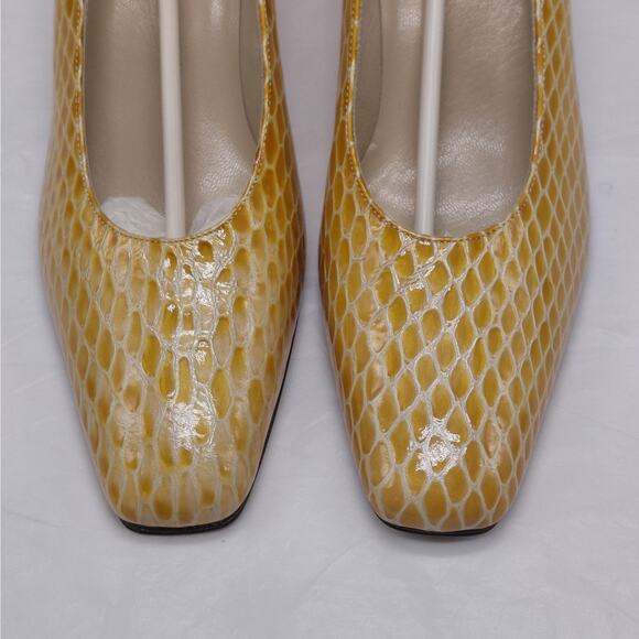 Rangoni Firenze Minx Beige Embossed Leather Block Heel Pumps 8 AAA Narrow Italy - Picture 8 of 12